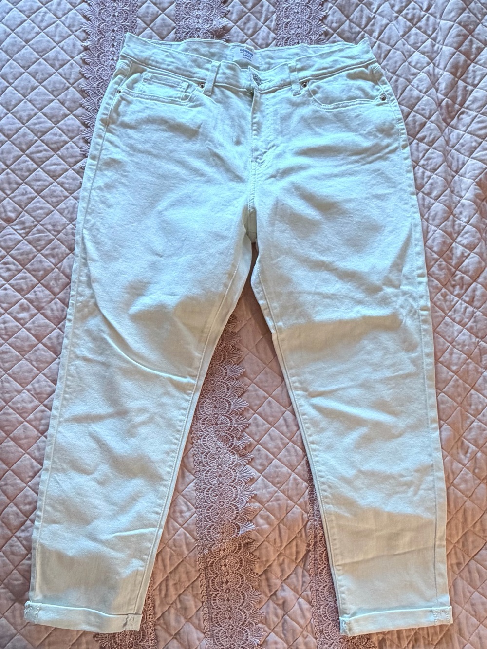 Denizen from Levi's off white Women's boyfriend jeans